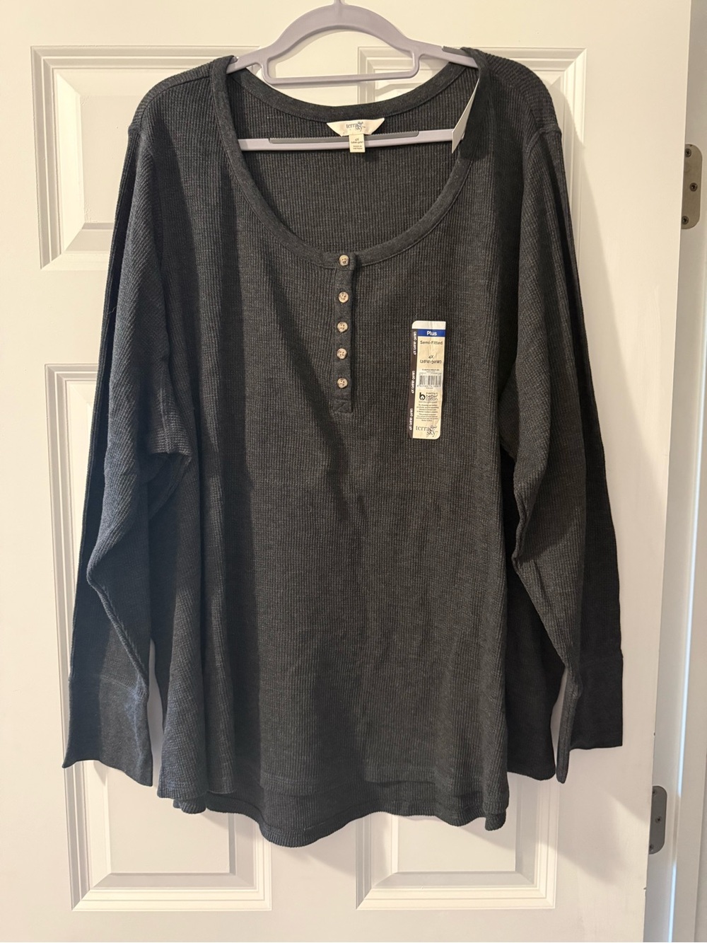 Terra & Sky Ribbed Long-Sleeve Henley Top